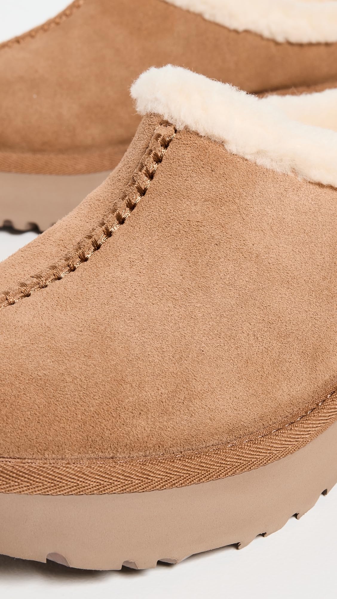 UGG Women's New Heights Cozy Clog, Chestnut, 9