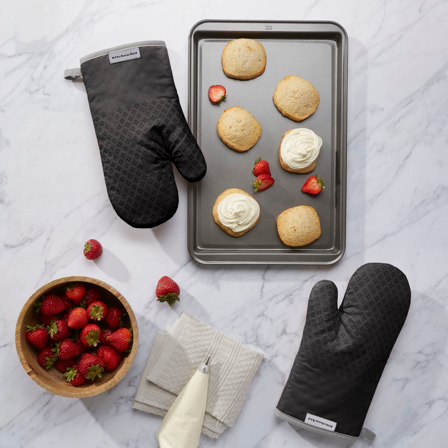 KitchenAid Black Oven Mitt Set, 2-Piece