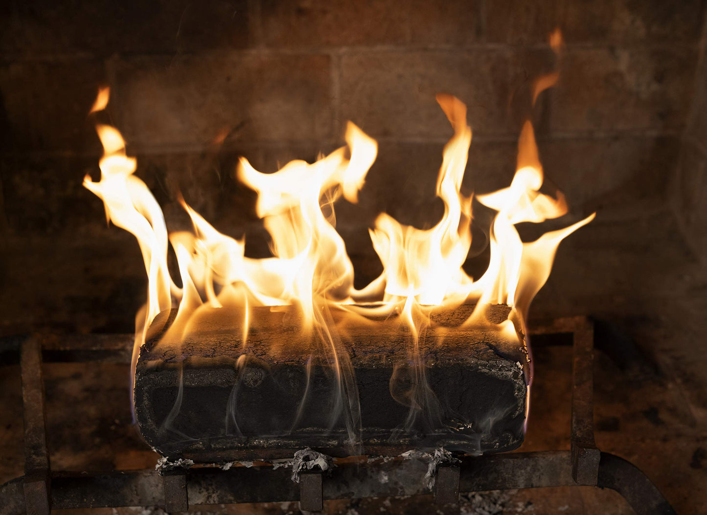 Pine Mountain 6PK 2HR Trad Fire Log, 6 Firelogs, 2-Hour Burn Time, 6 Count
