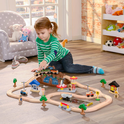 KidKraft 61-Piece Magnetic Train Set with Tracks