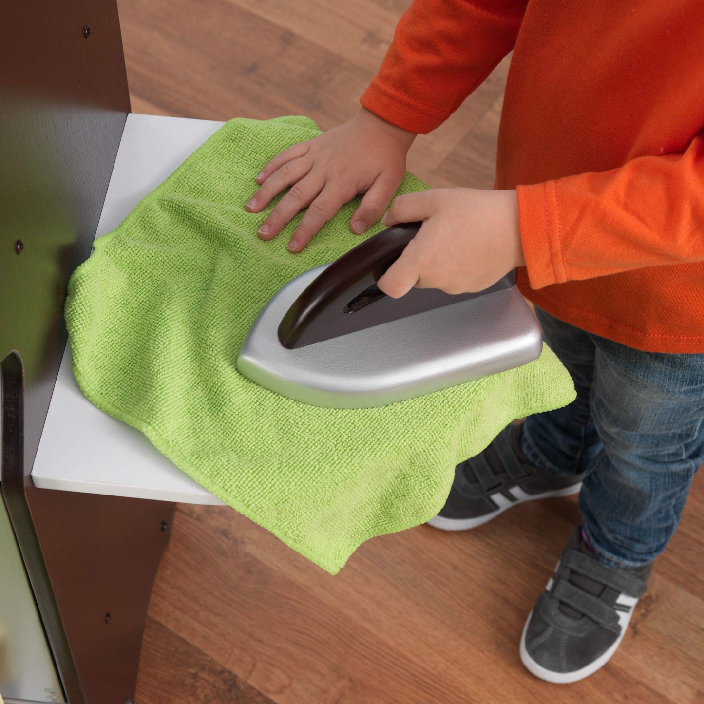 KidKraft Wooden Laundry Playset with Washer and Dryer