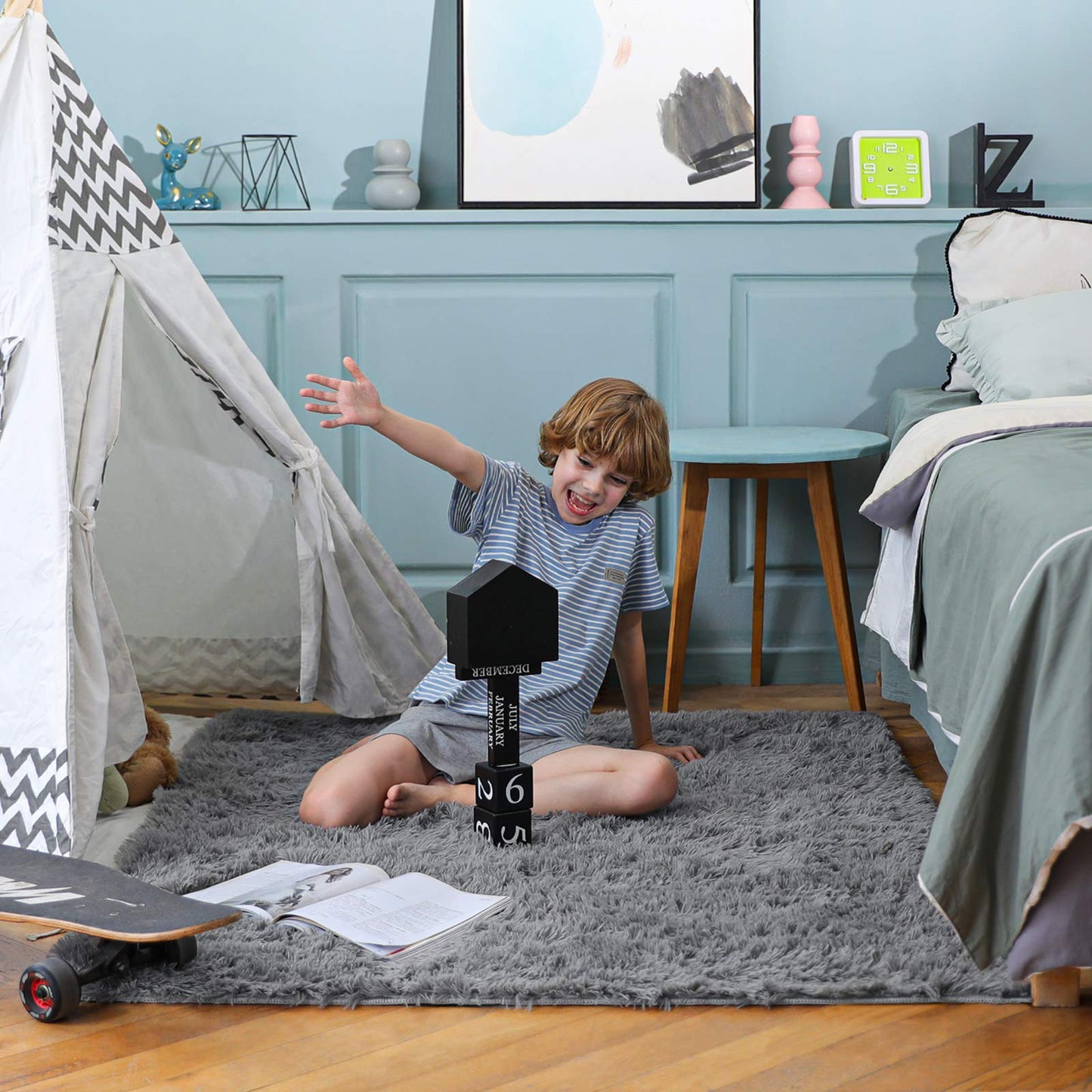 Fluffy Gray Shag Area Rug for Bedroom