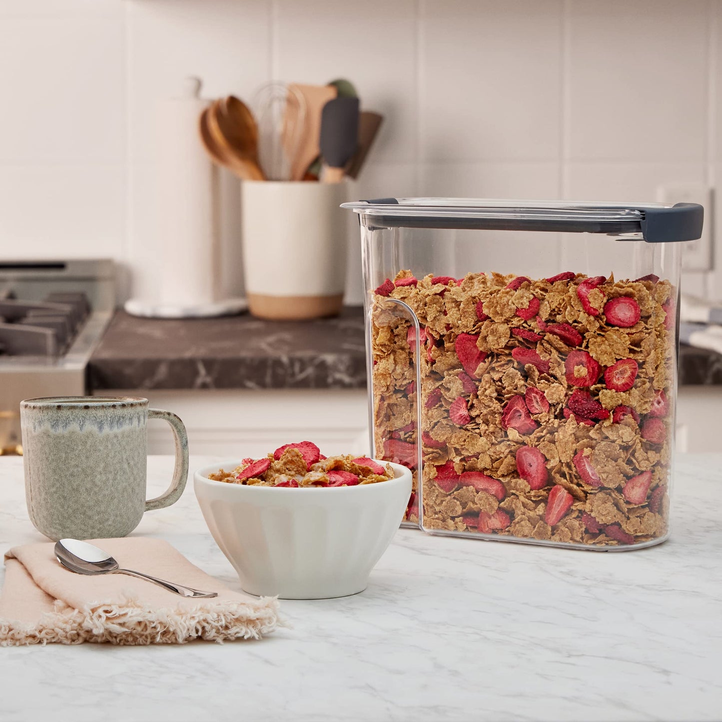 Rubbermaid Airtight 32oz Cereal Storage Container