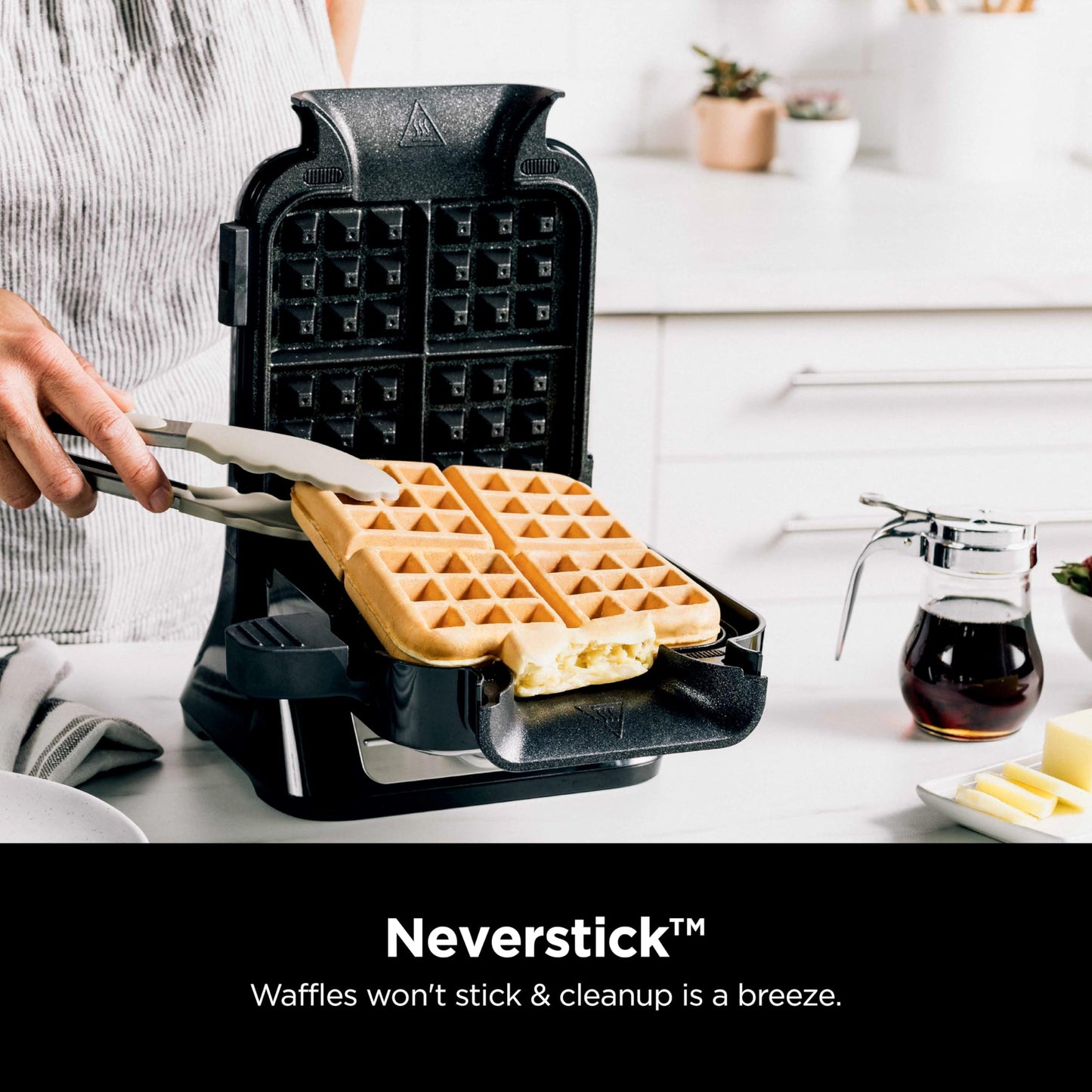 Ninja NeverStick PRO Belgian Waffle Maker