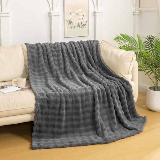 YUSOKI Super Soft Faux Fur Throw Blanket