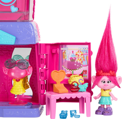Trolls Fashion Boutique Playset with Queen Poppy Doll