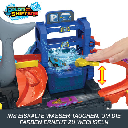 Hot Wheels Shark Car Wash Track Set with Vehicle