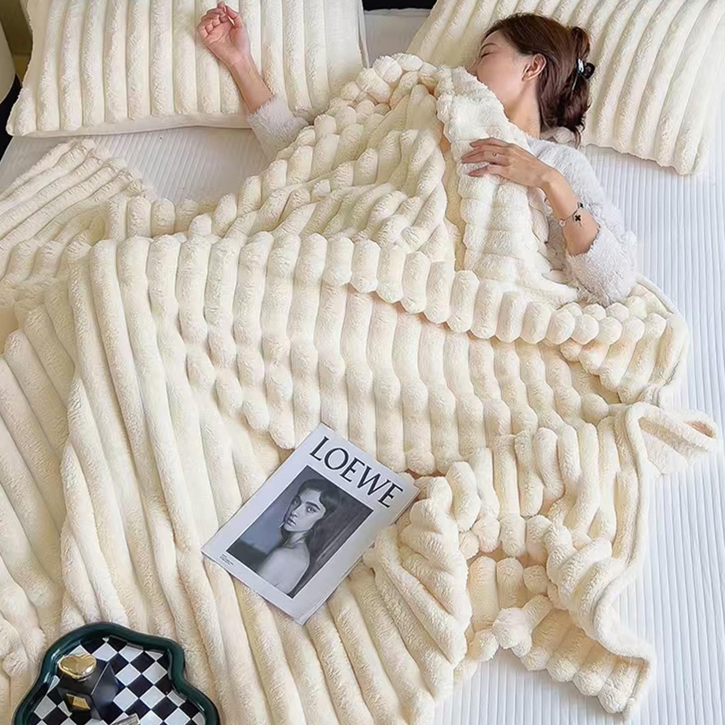 Fuzzy Throw Blanket for Couch Sofa Bed