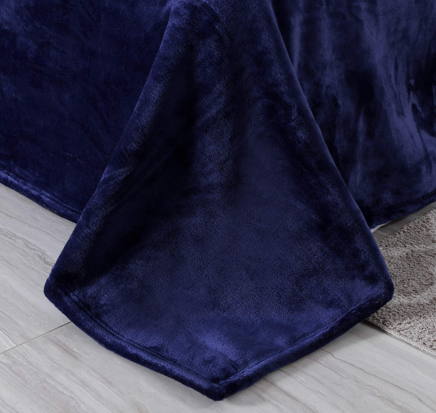 DreamQuil Soft Sherpa Fleece Throw Blanket - Navy