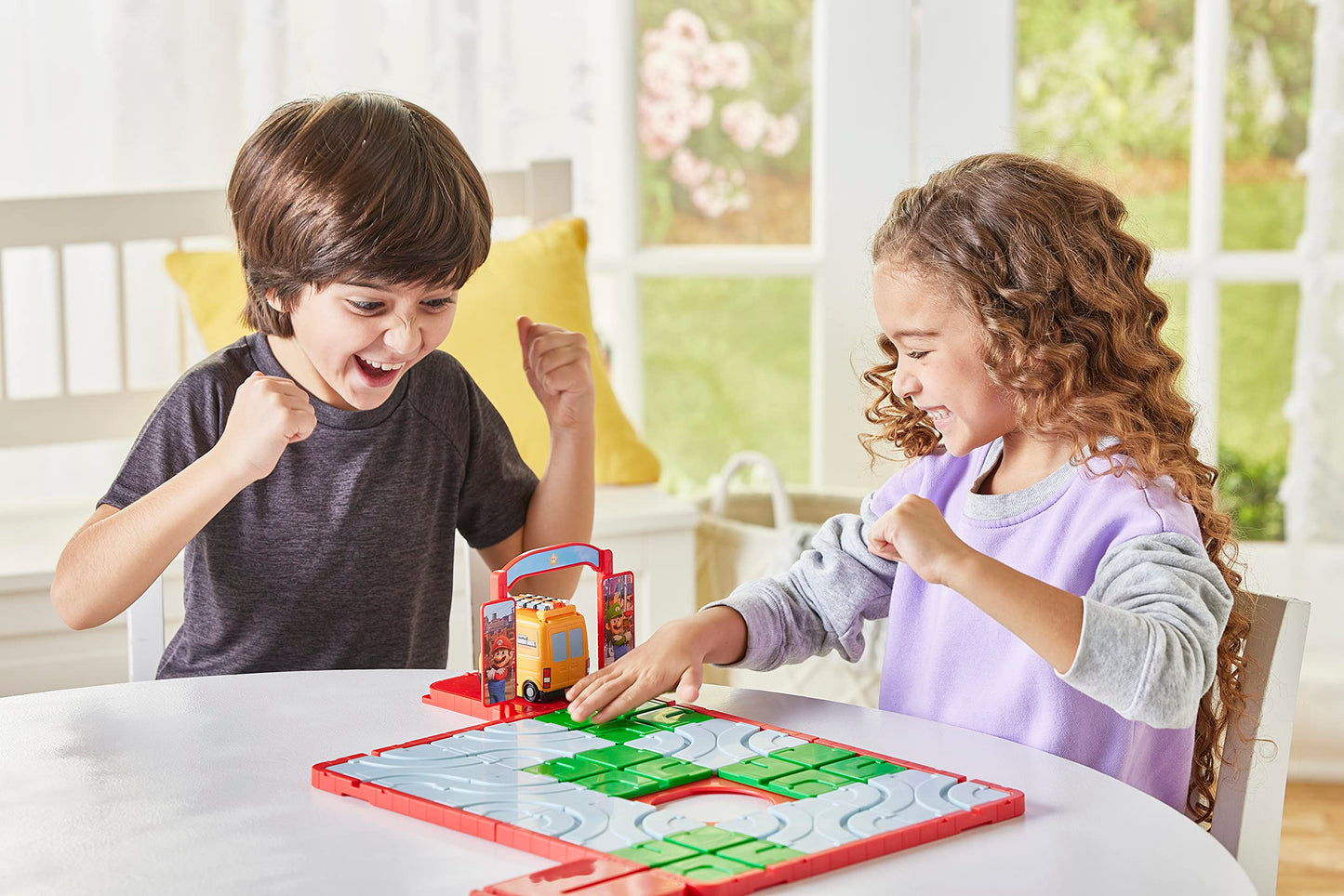 EPOCH Super Mario Route 'n Go Tabletop Game