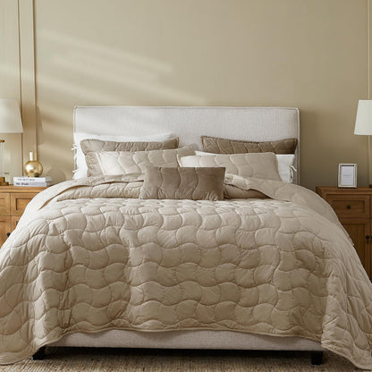 Luxury Beige Velvet Twin Quilt Set with Pillow