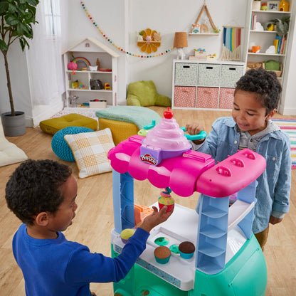 Play-Doh Food Truck Toy Playset with 12 Cans
