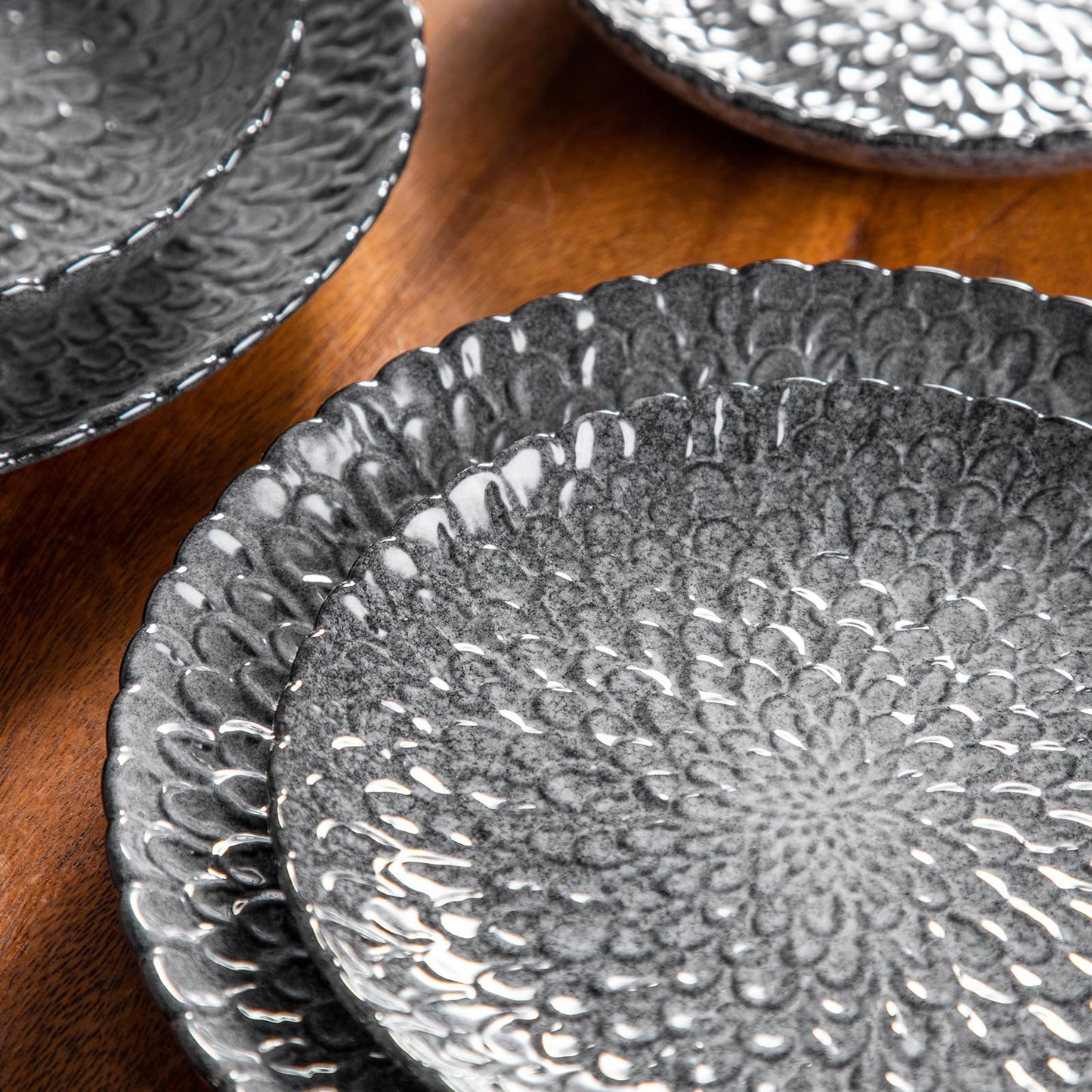 vancasso Dinnerware Sets Gray Reactive Glaze Crockery Set, 12-Piece Stoneware Plates and Bowls Set with Dinner Plate, Dessert Plate and Pasta Bowl Chrysanthemum Embossed, Service for 4