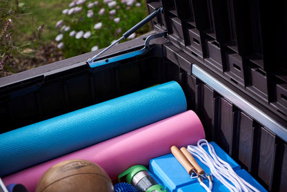 150 Gallon Keter Outdoor Storage Deck Box