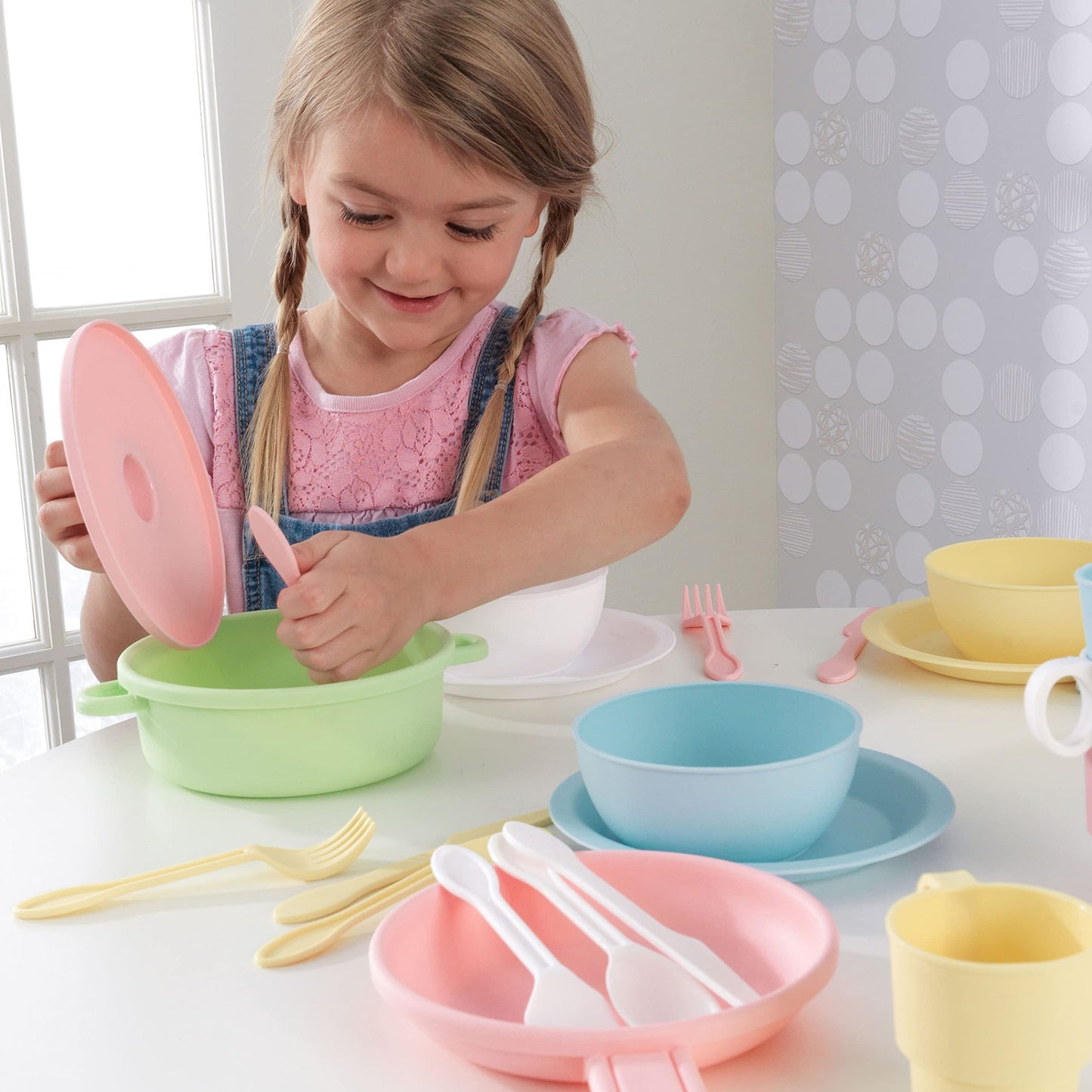 KidKraft 27-Piece Pastel Cookware Play Set