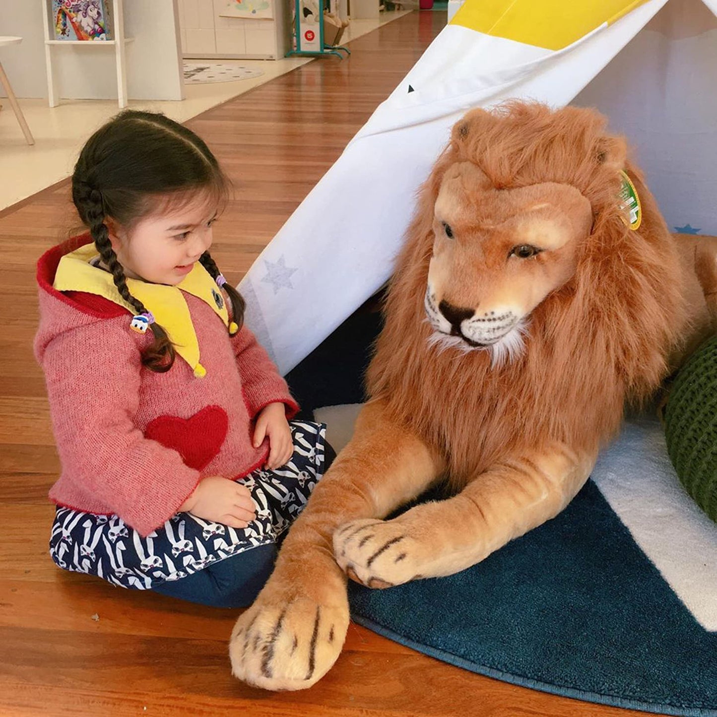 Melissa & Doug Giant Lion - Lifelike Stuffed Animal (over 6 feet long)