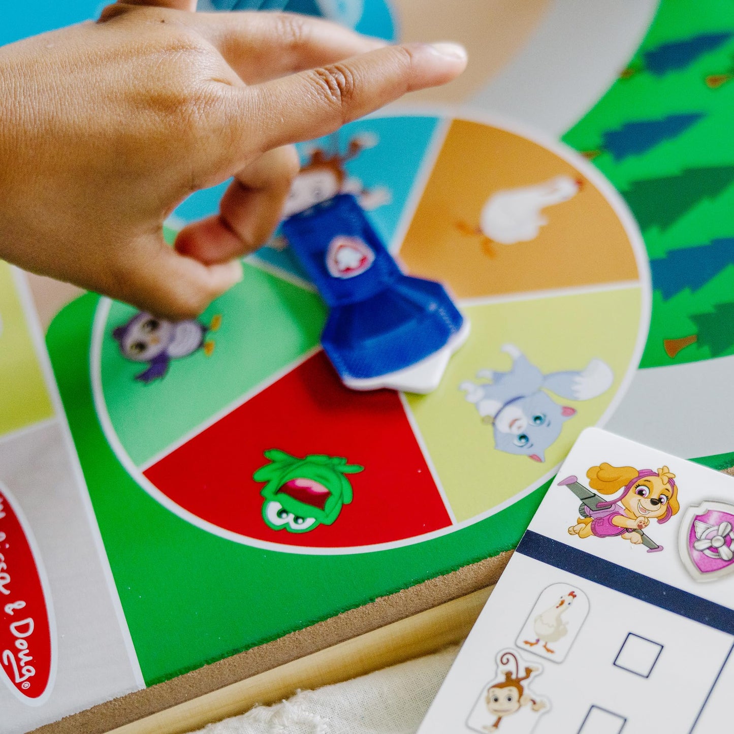 Melissa & Doug Paw Patrol Spy & Rescue Game