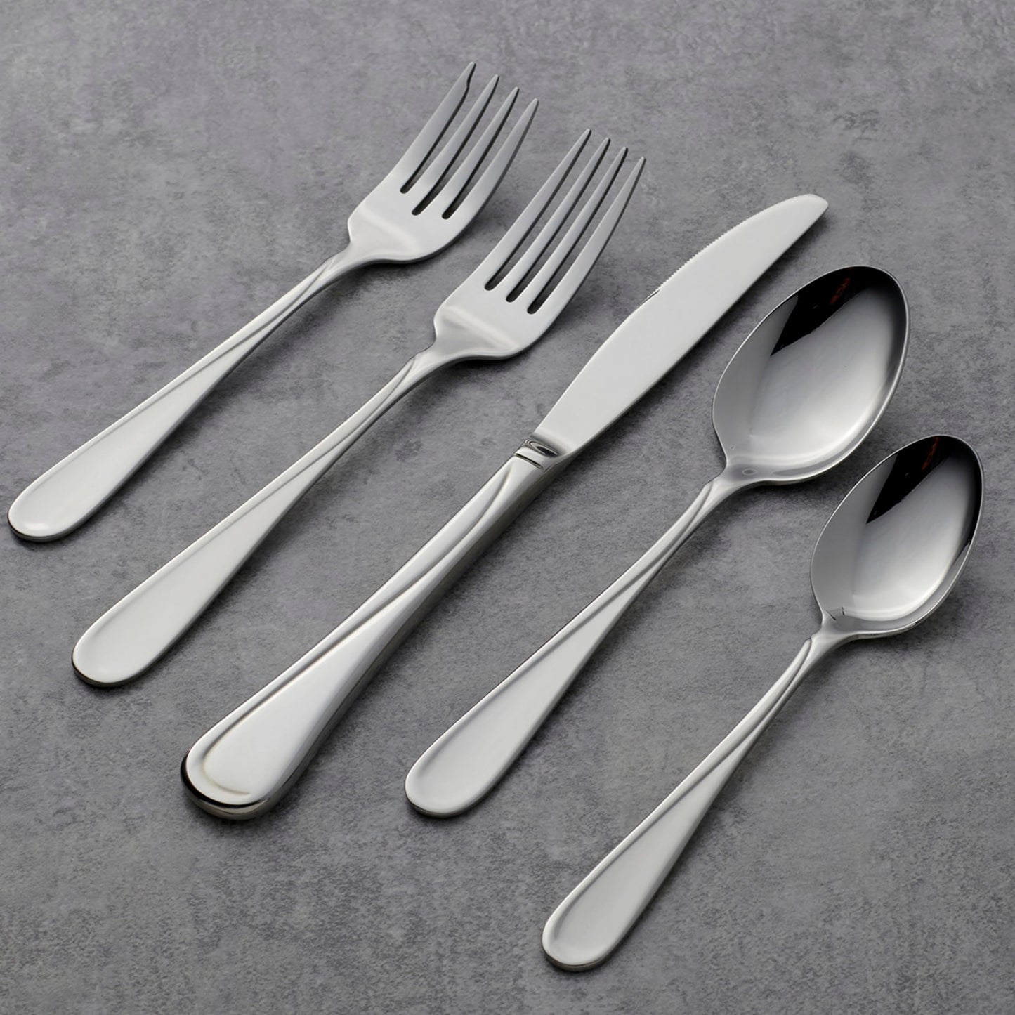 Oneida 20-Piece Stainless Steel Flatware Set