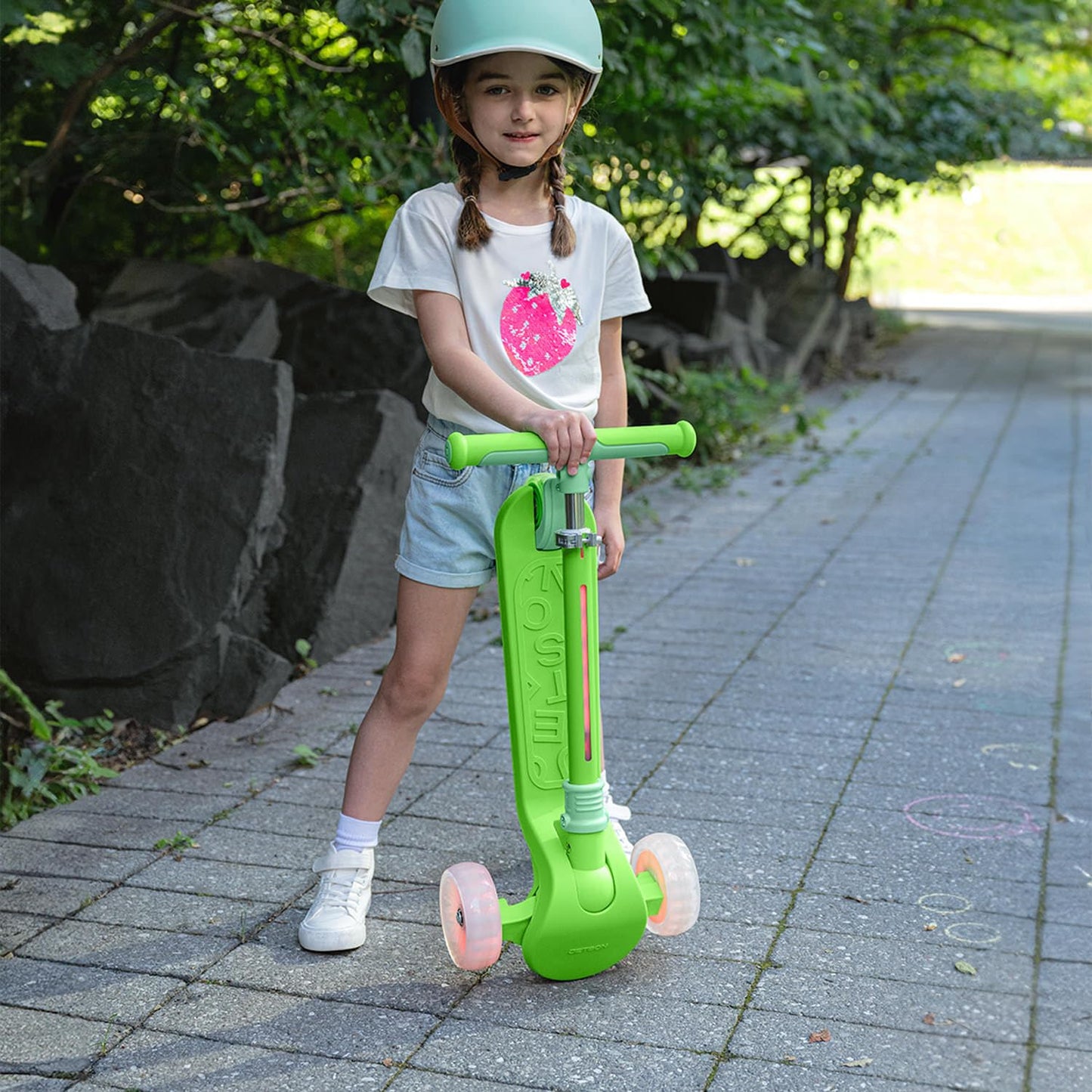 Jetson Bloom Light-Up 3-Wheel Kids Scooter
