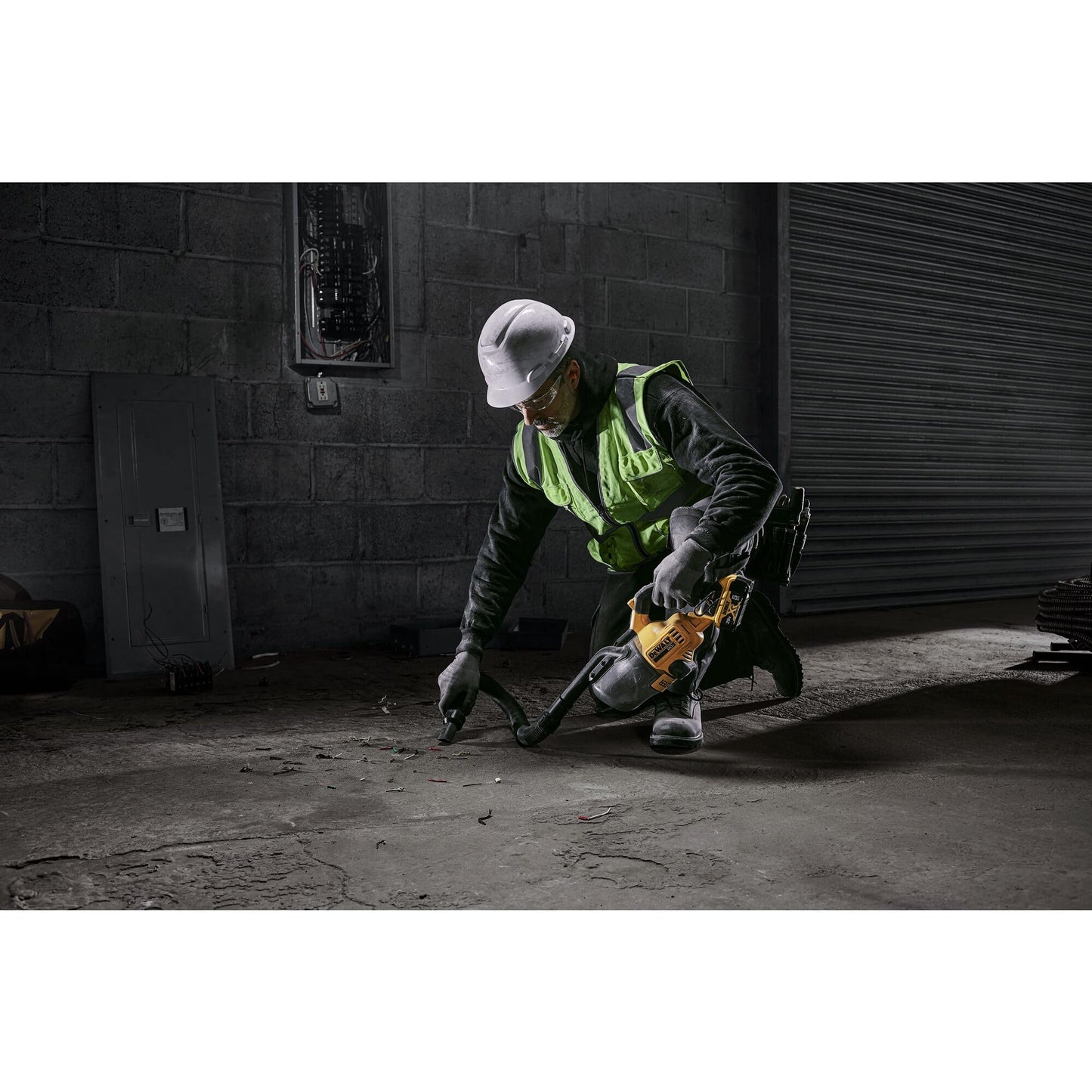 DEWALT 20V Cordless Handheld Vacuum with HEPA Filter