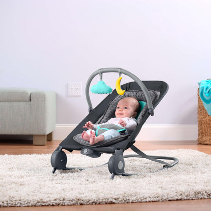 Summer Infant 2-in-1 Bouncer and Rocker Duo