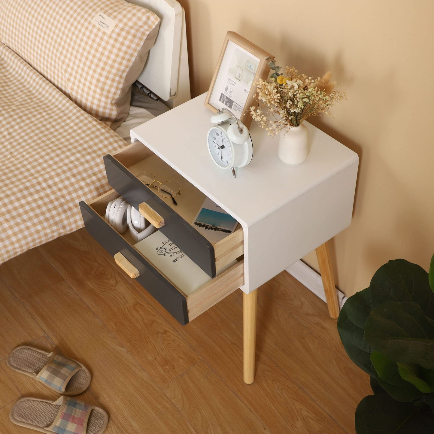 YINGTIANXIA Nightstands 2-Piece Set, Eco-Friendly Log Side Table with 2 Tiers Storage Space, Original Integrated Desktop Design Side Table End Table with Removable Legs Easy Assembly