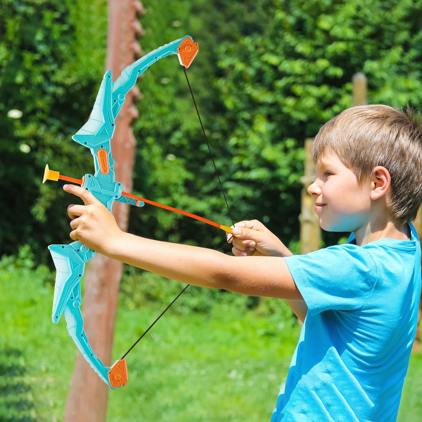 VEVOR Bow and Arrow Set for Kids, LED Light Up Archery Set with 10 Suction Cup Arrows, Indoor Outdoor Toy for Boys Girls Age 4-8 8-12 with Standing Target & Quivers, Ideal Gift for Kids 6 7 8 9 10+