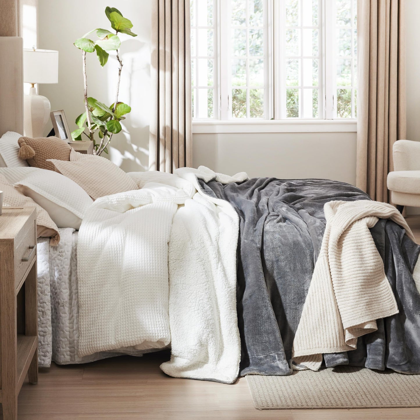 Bedsure Sherpa Fleece Throw Blanket, Grey, 50x60