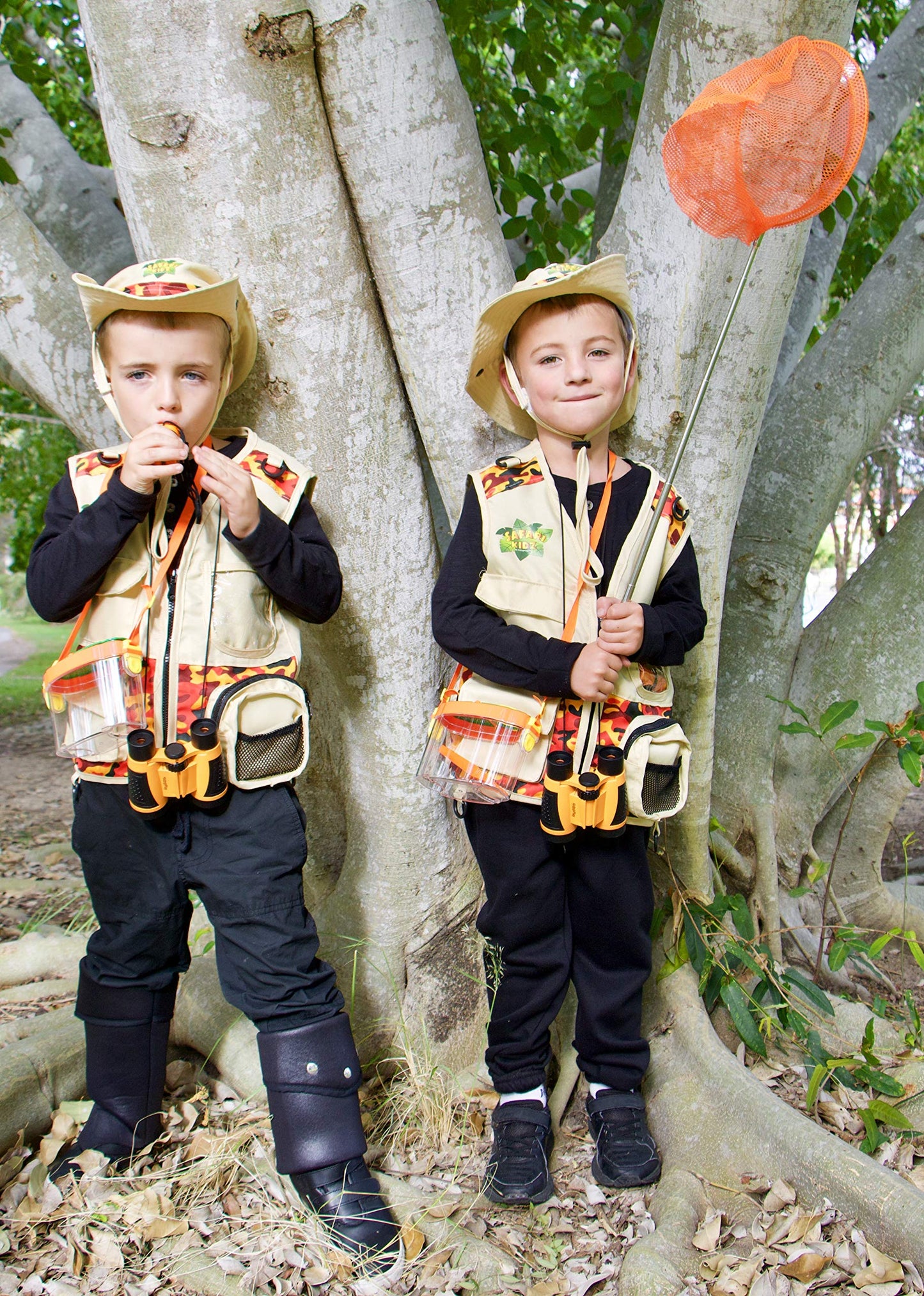 Kidz@Play Bug Hunting Kit with Binoculars & Tools