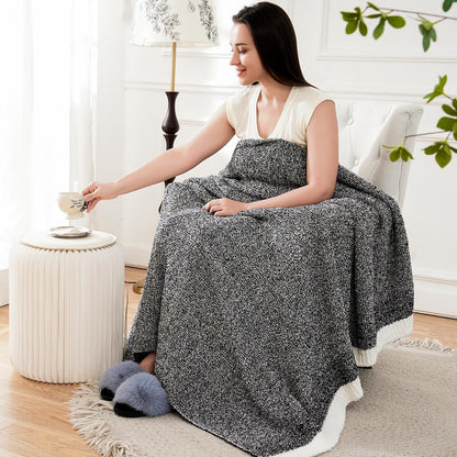 Super Soft Knitted Throw Blanket for All Seasons