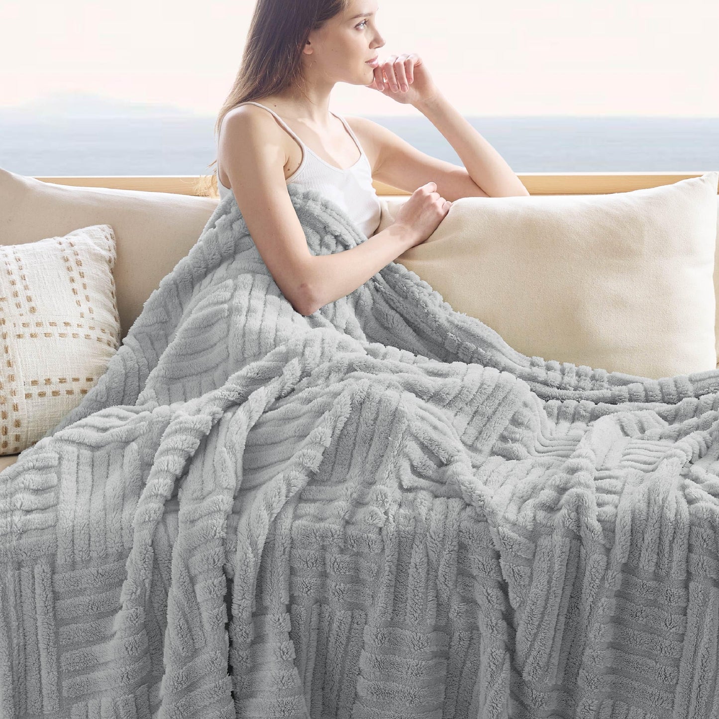 Bedsure Cozy Grey Fleece Throw Blanket 50x60