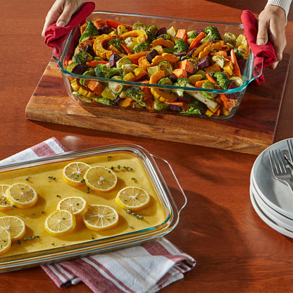 Pyrex 5.2-Qt Glass Baking Dish with Lid