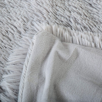 Reafort Oversized Faux Fur Throw Blanket, Grey