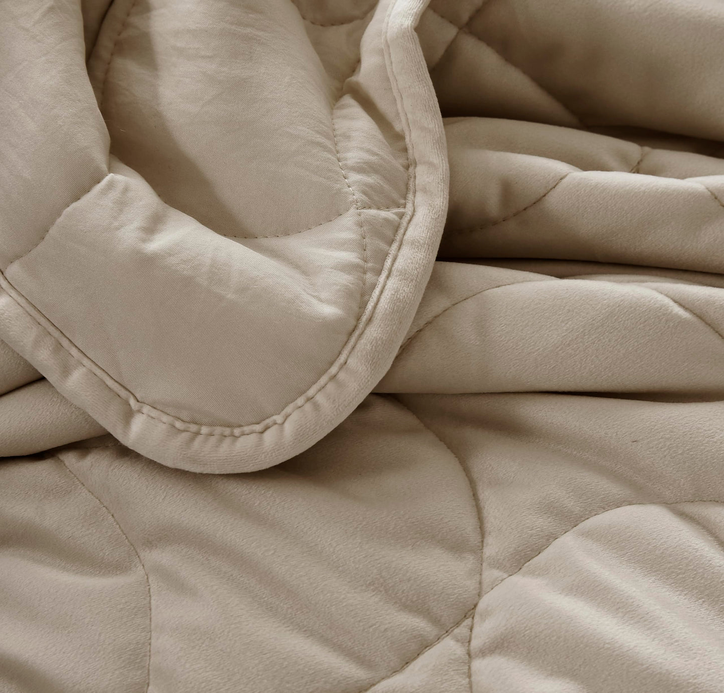 Luxury Beige Velvet Twin Quilt Set with Pillow
