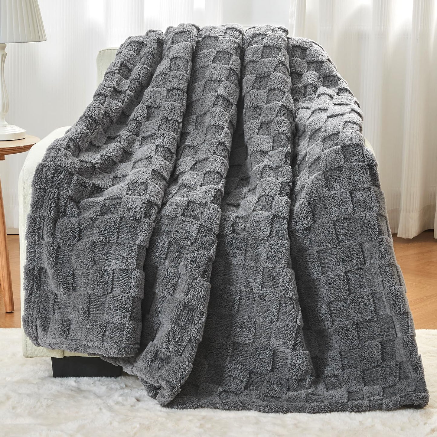Kaisa Soft Throw Blanket, Premium Fleece Blanket for Couch Sofa Bed, Lightweight Plush Cozy Warm 3D Checkered Blanket for All Season Use, Fluffy Cute Blankets for Women, 50"x60", Gray