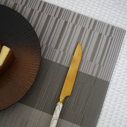 HeloHo Gradient Dark and Light Gray Placemats Set of 6, Washable Placemats Vinyl Woven Table Mats Wipeable Placemat for Kitchen Dining Table Decoration Indoor Outdoor