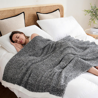 Super Soft Knitted Throw Blanket for All Seasons