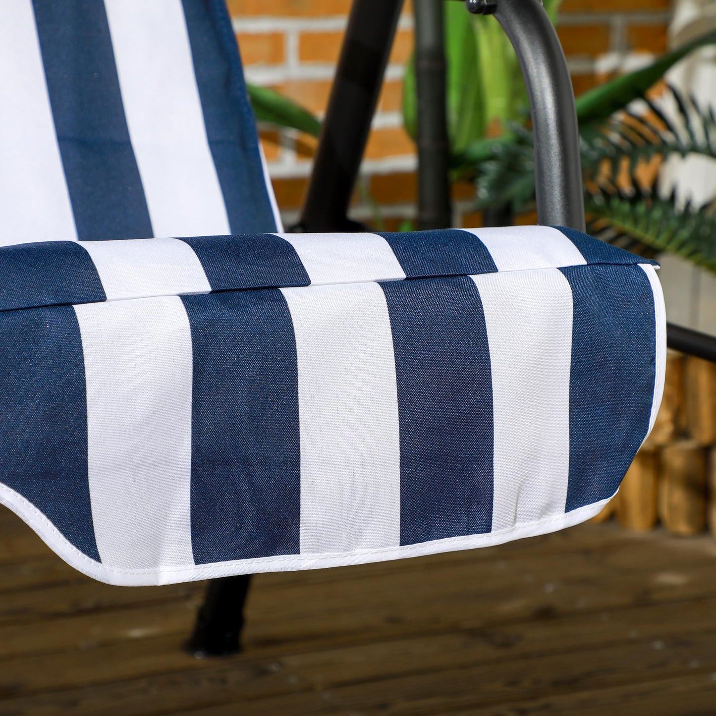 Outsunny 3-Seat Patio Swing Chair with Canopy