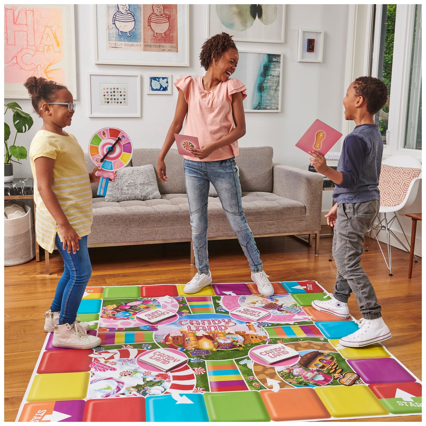 Spin Master Games, Giant Candy Land Game, Activity Game, Kids Party Board Game, Indoor & Outdoor Board Game, Christmas Gifts for Kids, Ages 4+