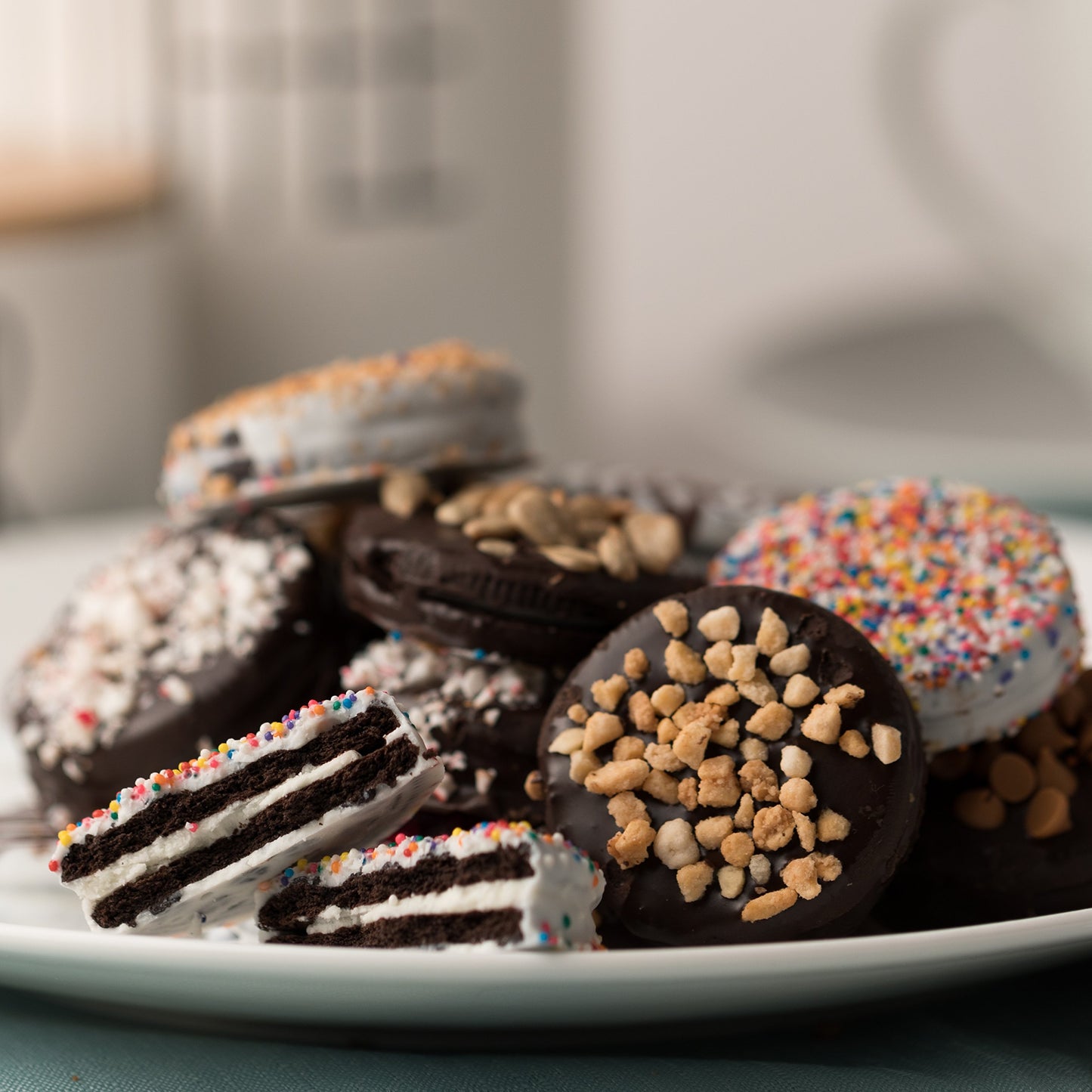 Gourmet Cookie Gift Basket - 20 Assortment Variety