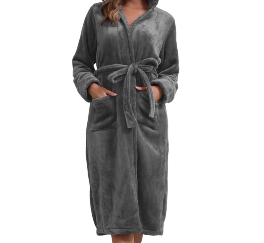 Plush Fleece Hooded Winter Bathrobe with Pockets (5 Colors)