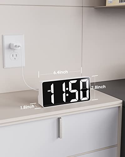 Mesqool Digital Alarm Clock for Bedroom, White, 7-Inch Screen, Adjustable Brightness, Loud Alarm, USB Charger, 12H/24H Time Format, Night Light, Dual Alarms, 18-Month Warranty