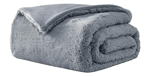 UGG 11069 Euphoria Plush Faux Fur Reversible Throw Cozy Fuzzy Fluffy Blanket for Couch Bed Hotel Style Luxury Machine Washable Home Decor Luxurious Soft Throws for Sofa, 70 x 50-inch, Chambray