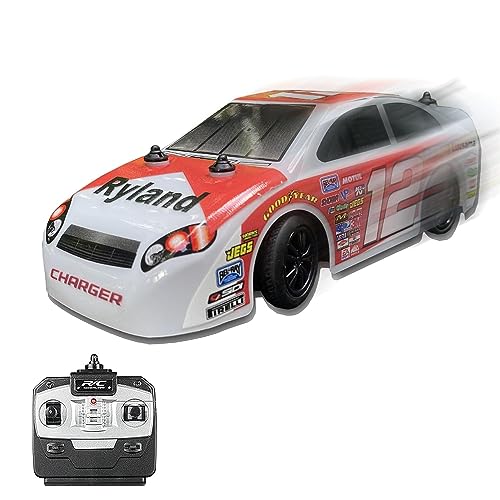 Boersma Remote Control Car, Fast RC Drift Car for Boys - 1/28 Scale 2WD High Speed Off Road Mini RC Car, Hobby Racing Vehicle Toys Gifts for Kids Age 3 4 5 6+