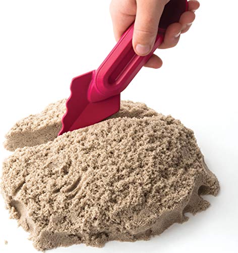 Kinetic Sand, Folding Sand Box with 2lbs of All-Natural, 7 Molds and Tools, Play Sand Sensory Toys for Kids Ages 3 and up