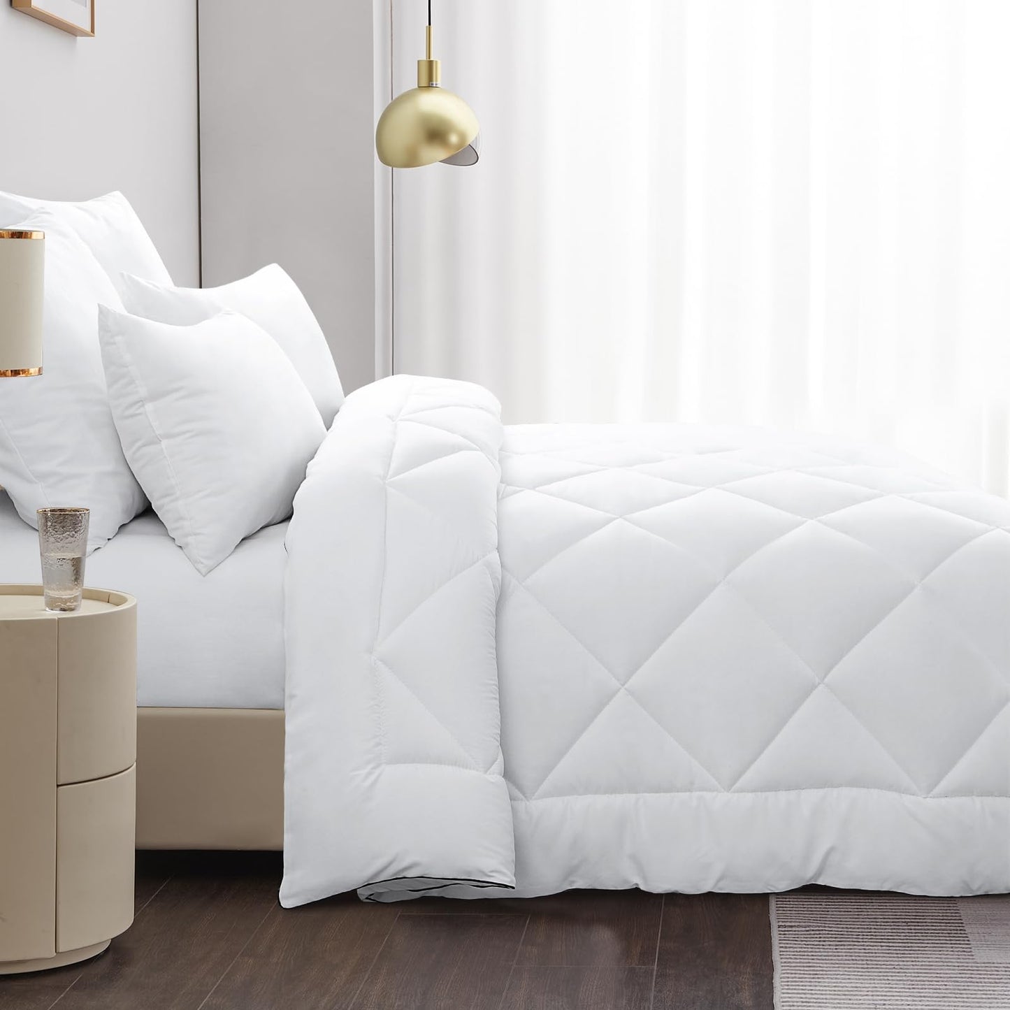 Aisbo Fluffy Duvet Insert Twin - Twin Size Duvet Insert White for All Season, Soft Lightweight Cooling Duvet with Corner Taps, 68x88 inch