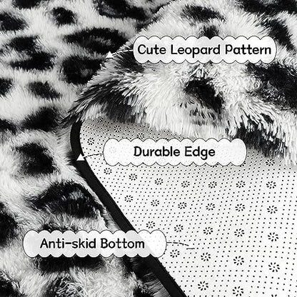 BENRON Fluffy Bedroom Rug Leopard Rug for Living Room Black and White Area Rug 4x6 Ft Cute Cheetah Print Rug for Kids Girls Boys Nursery Room Decor Alfombras para Salas