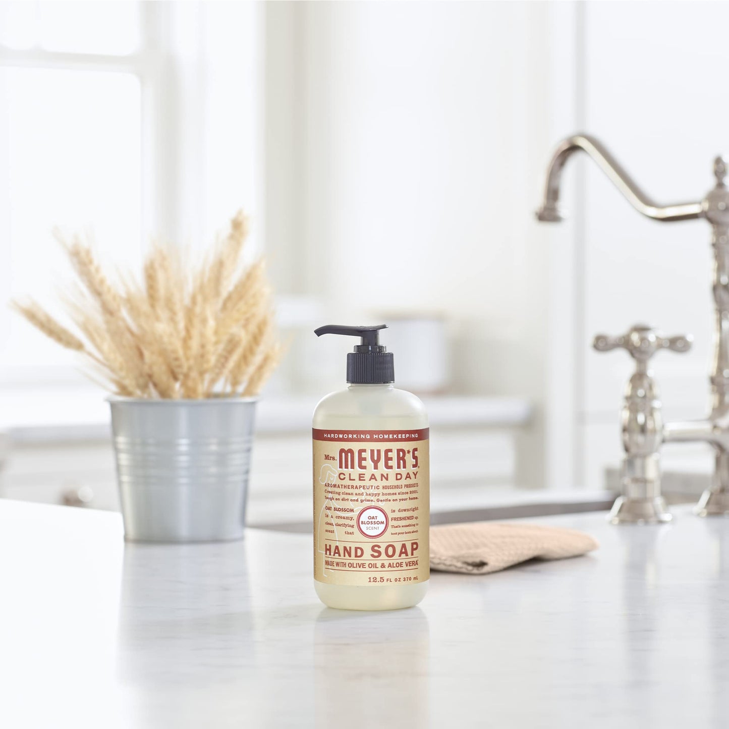 UPDATE: DEAD! MRS. MEYER'S CLEAN DAY Liquid Hand Soap Oat Blossom Scent (12.5 Fl Oz (Pack of 6))