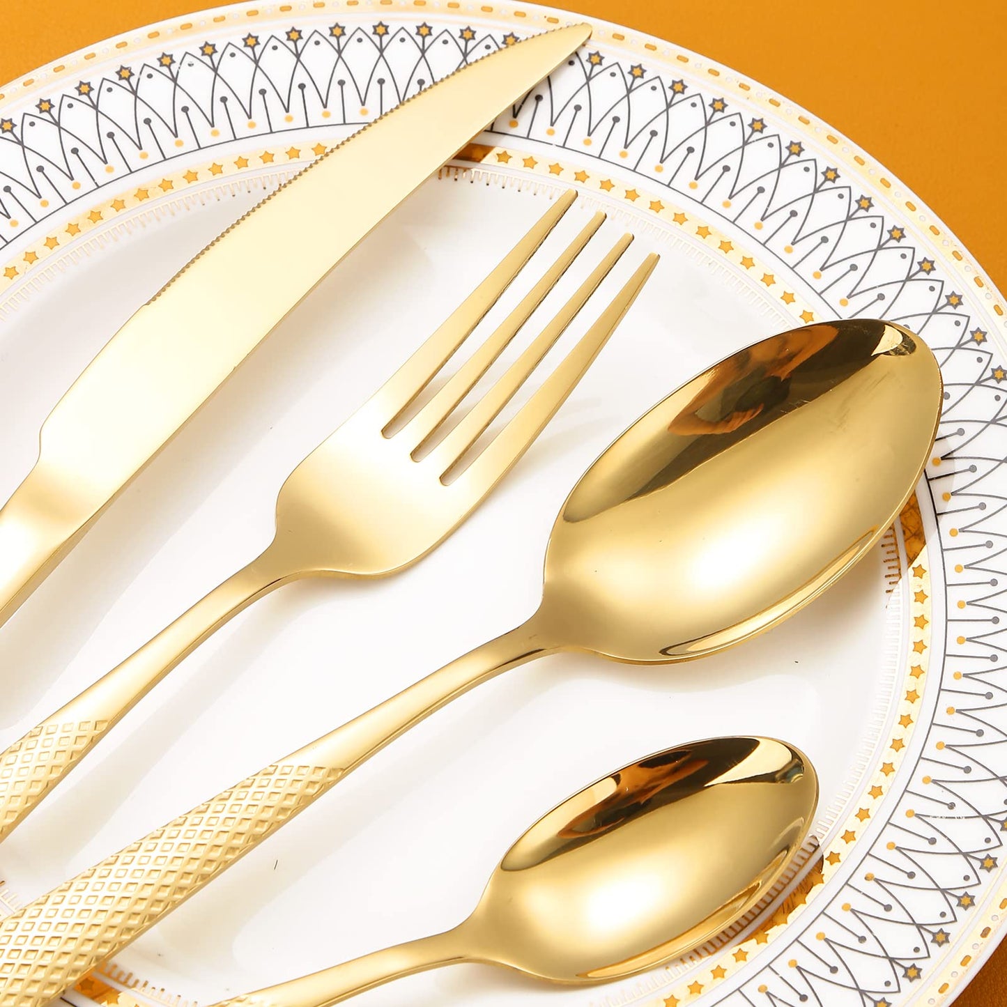 A · HOUSEWARE Hammered Silverware Set Gold 20-Piece Stainless Steel Flatware for 4 Forks Knives and Spoons Modern Thickened Creative Design Handle Durable Festival Parties Kitchen Everyday Use