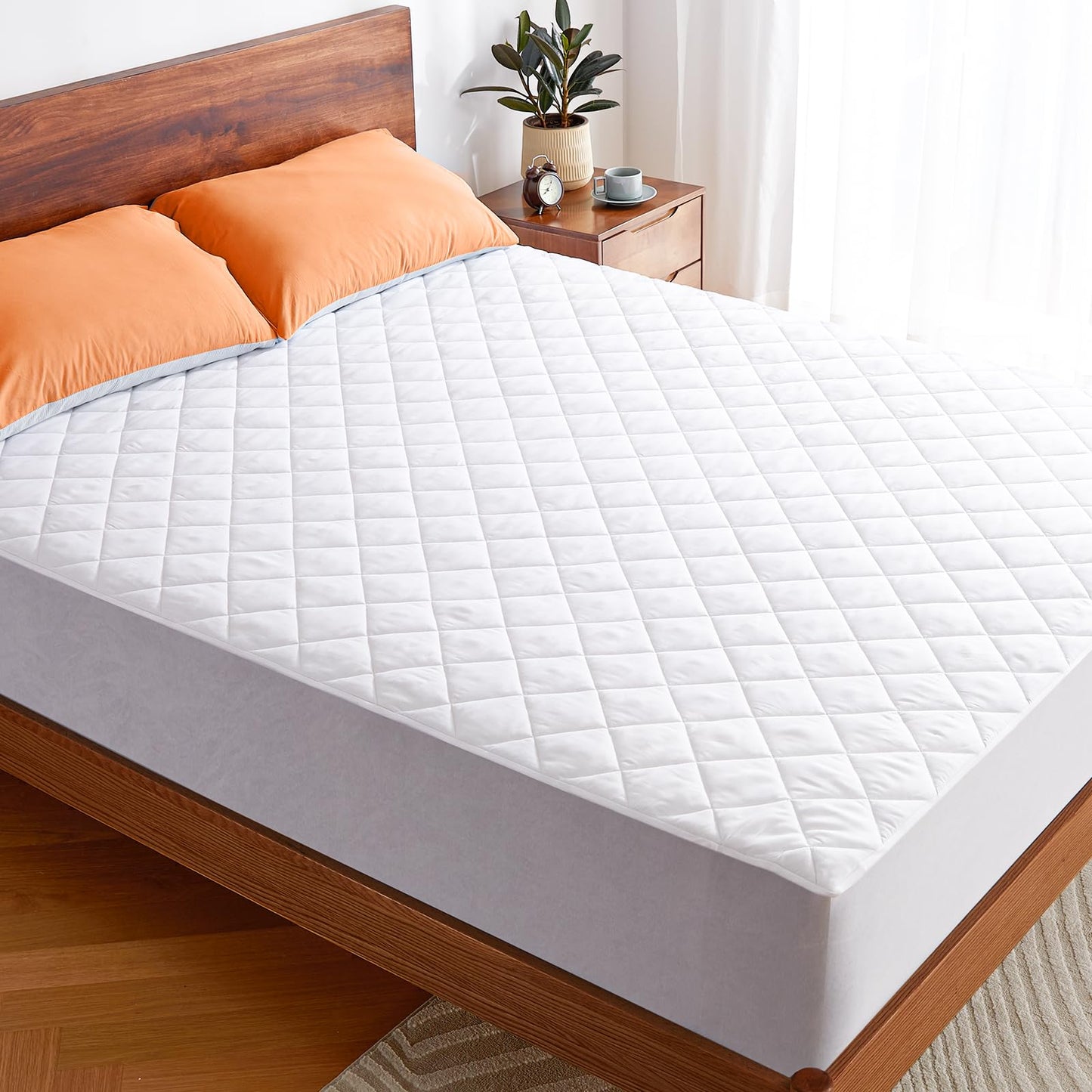 Perlecare Mattress Pad, 360° Mattress Protector for Mattresses up to 21 inches Thick, Breathable & Cooling Mattress Cover with Elastic Corners, Comfortable & Soft Mattress Pad, PCMP01WQ